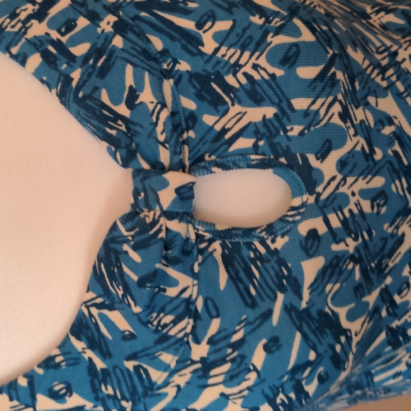Blue and White Patterned Top - Picture 2 of 3